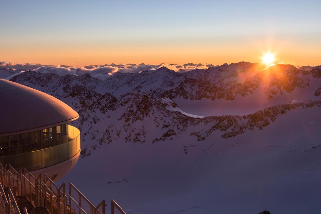 Pension Mittagskogel St. Leonhard im Pitztal Exterior foto
